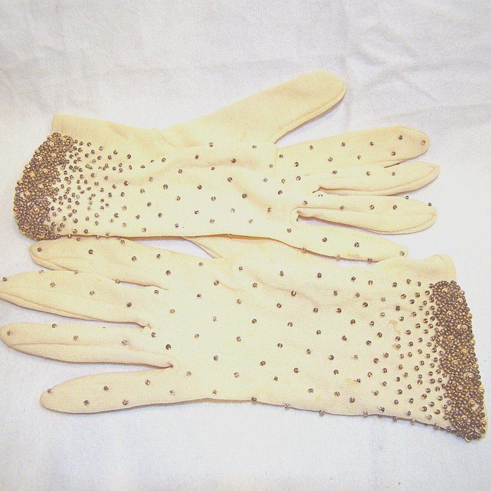 Vintage 1950s Fashion Gloves